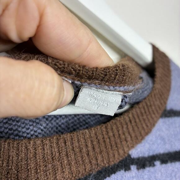 Zero Degrees Celcius Abstract Animal Sweater S - Picture 10 of 10